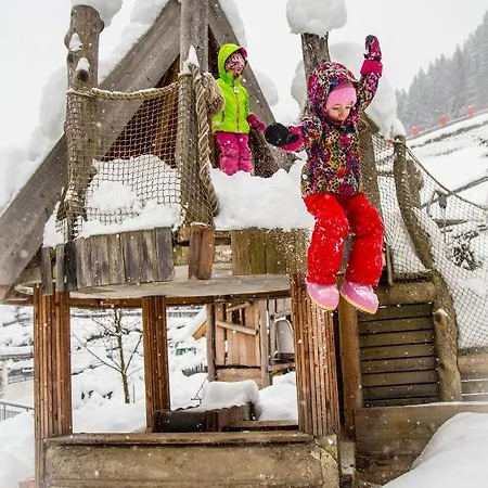 Alpin Family Seetal Szálloda