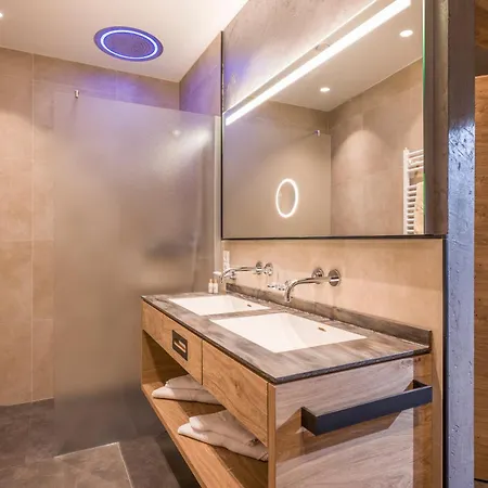Hotel Alpin Family Seetal 4*